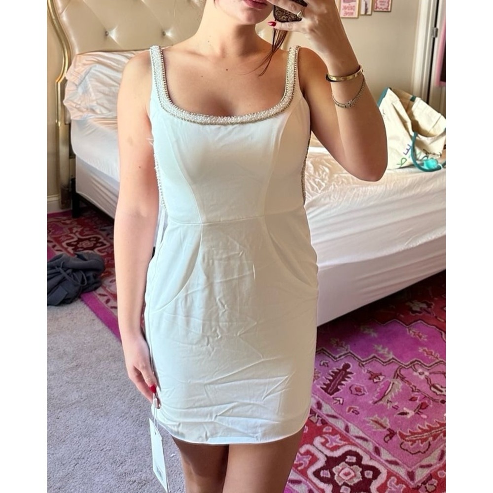 NWT Mac Duggal cocktail